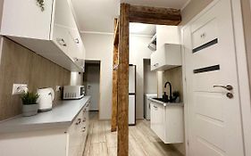 Simplicity Room